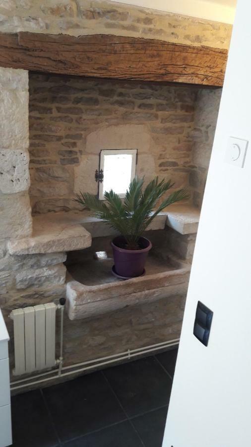Maison En Pierres Au Coeur Du Village Medieval De Villeneuve Kültér fotó